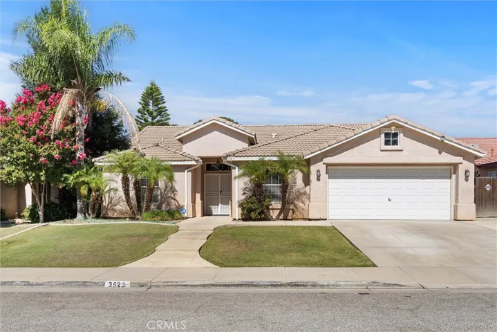3523 Floral Meadow, Bakersfield, California 93308