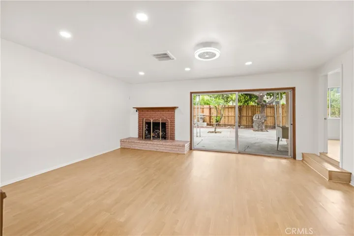 18418 Sylvan, Reseda, California 91335