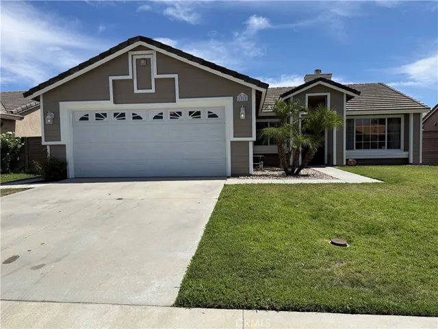 Front view of home