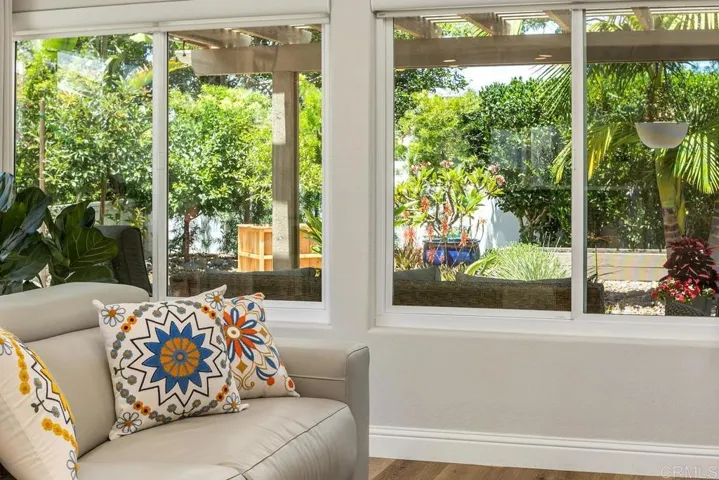 4722 Collinos Way, Oceanside, California 92056