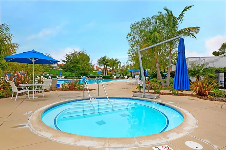 4722 Collinos Way, Oceanside, California 92056