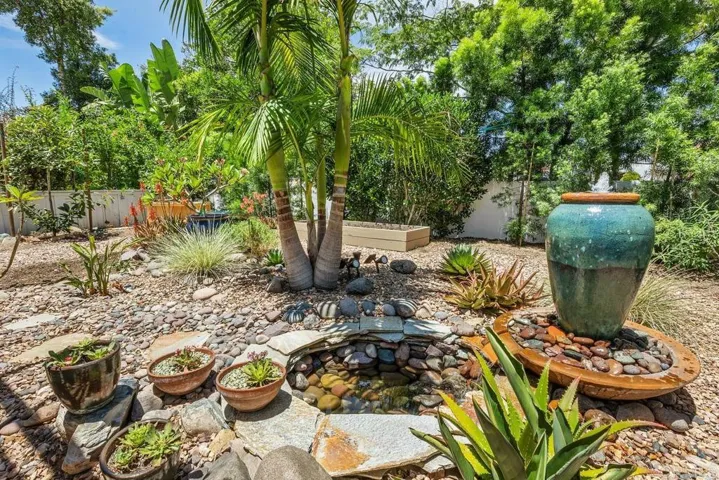4722 Collinos Way, Oceanside, California 92056