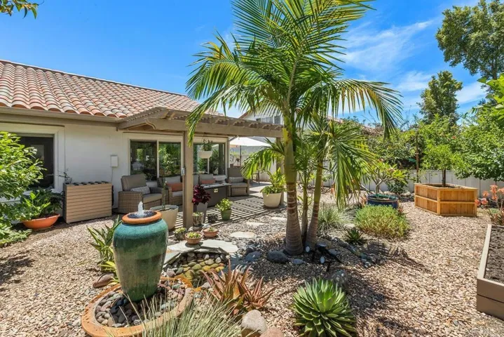 4722 Collinos Way, Oceanside, California 92056