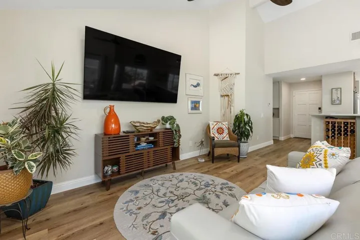 4722 Collinos Way, Oceanside, California 92056