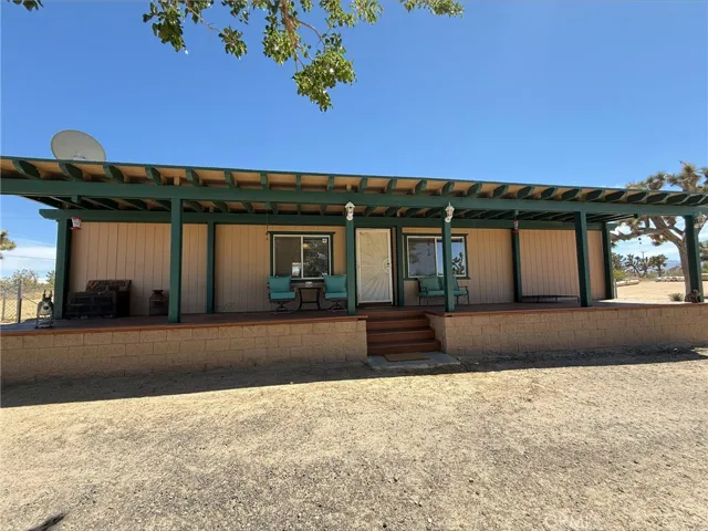 6473 Chevoit, Phelan, California 92371