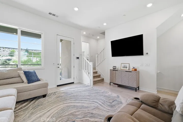 27040 Painted Sky, Valencia, California 91381
