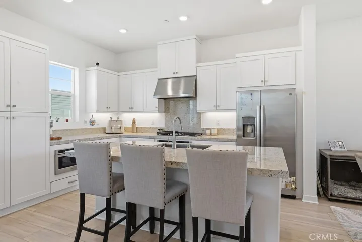 27040 Painted Sky, Valencia, California 91381