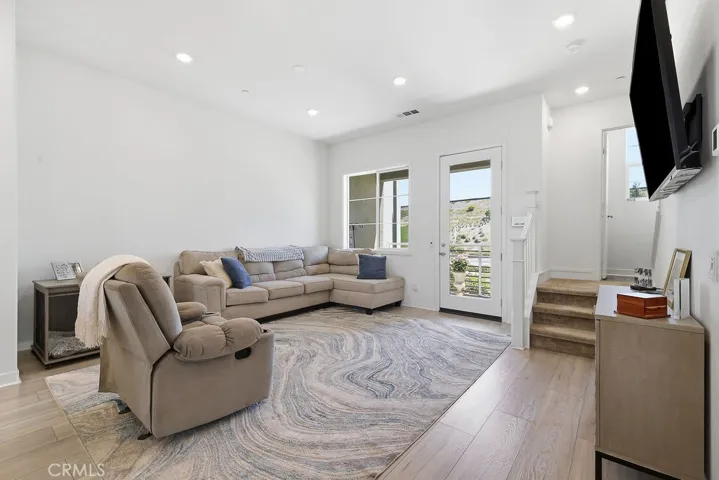 27040 Painted Sky, Valencia, California 91381