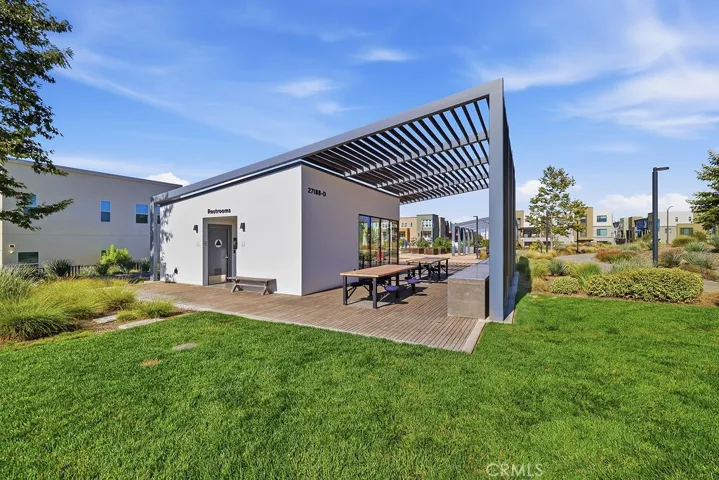 27040 Painted Sky, Valencia, California 91381