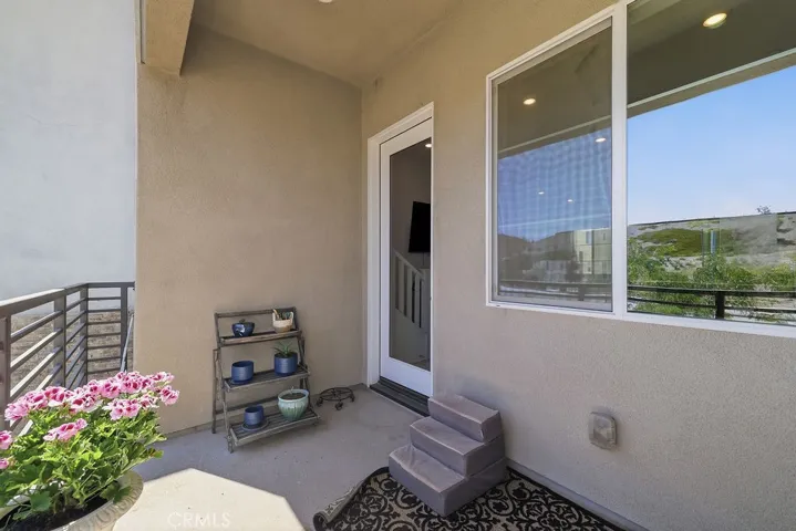27040 Painted Sky, Valencia, California 91381