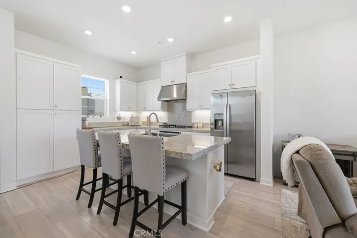 27040 Painted Sky, Valencia, California 91381