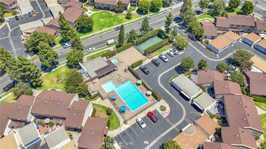 2993 N Cottonwood 13, Orange, California 92865