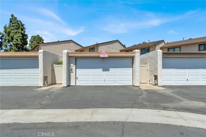 2993 N Cottonwood 13, Orange, California 92865