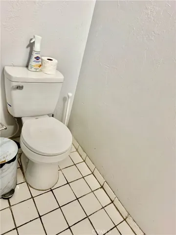 8906 Elm, Los Angeles, California 90002