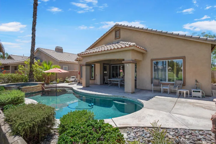 45376 Shaugnessy_287A2175