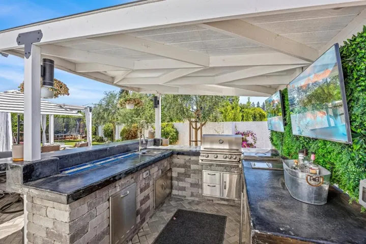 17045 Hill Road, Morgan Hill, California 95037