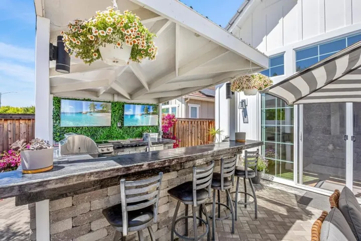 17045 Hill Road, Morgan Hill, California 95037