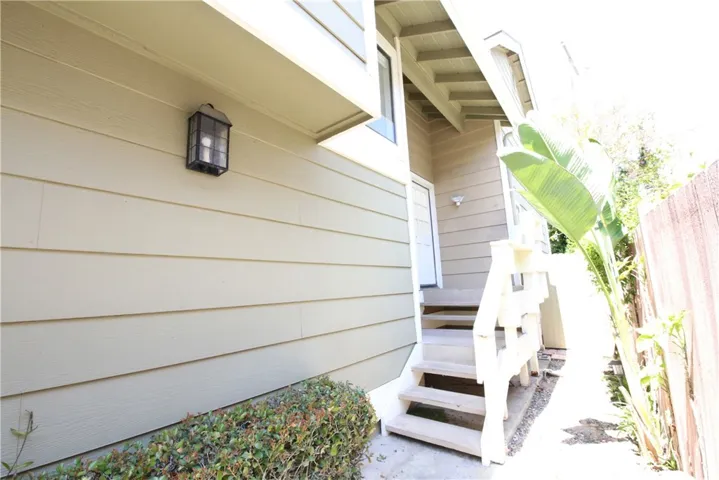 292 Palmer Street C2, Costa Mesa, California 92627