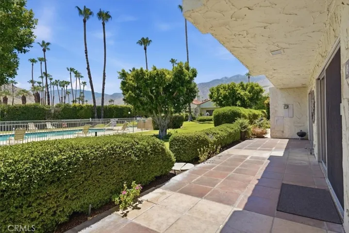 1833 S Araby 16, Palm Springs, California 92264