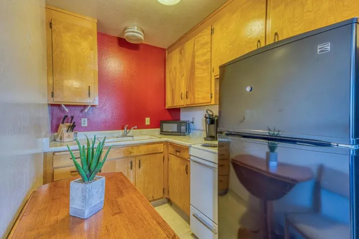 628 Alameda Avenue, Salinas, California 93901