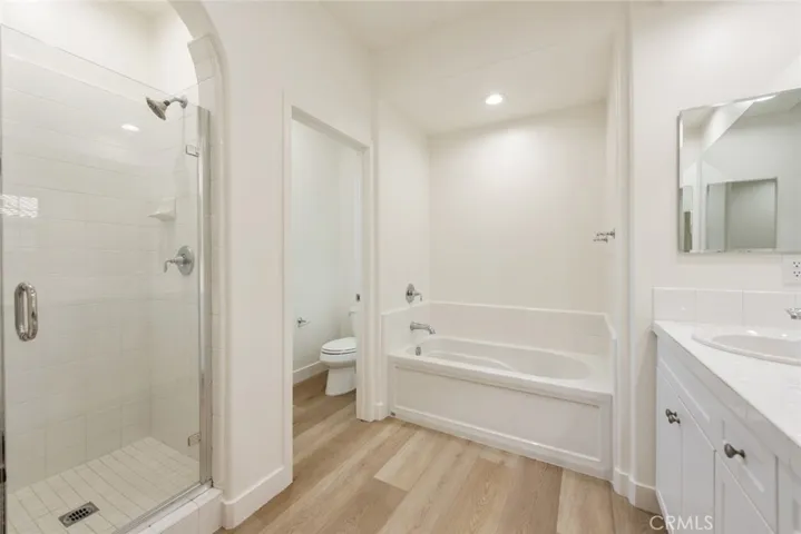 101 Towngate, Irvine, California 92620