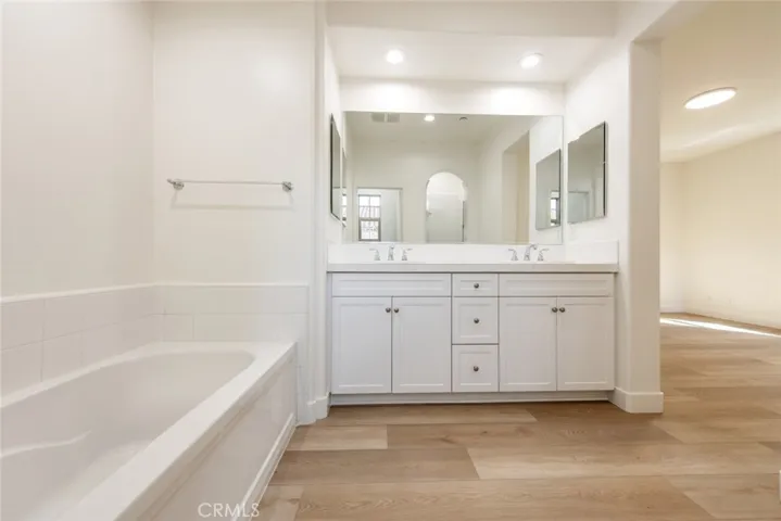 101 Towngate, Irvine, California 92620
