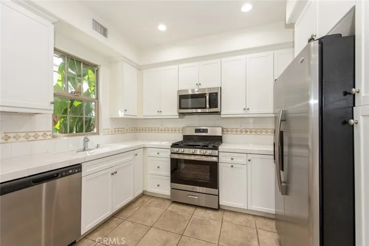 101 Towngate, Irvine, California 92620