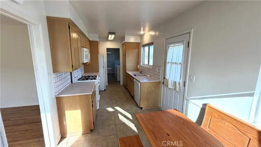 2700 Concord Avenue, Alhambra, California 91803