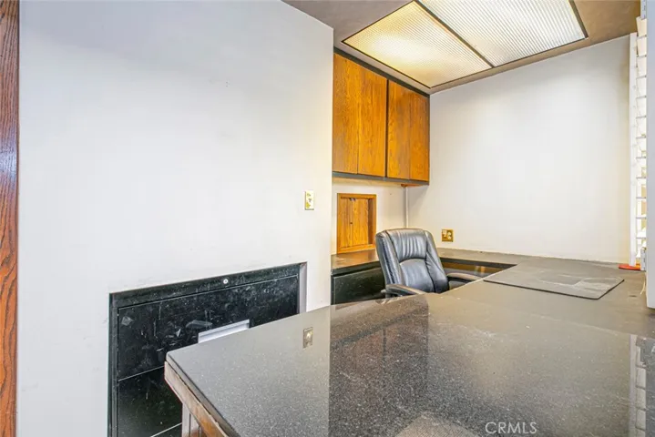208 S Louise Street, Glendale, California 91205