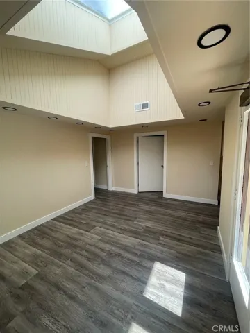 208 S Louise Street, Glendale, California 91205