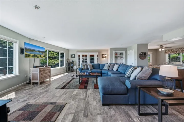 3295 S Lake Court, Kelseyville, California 95451
