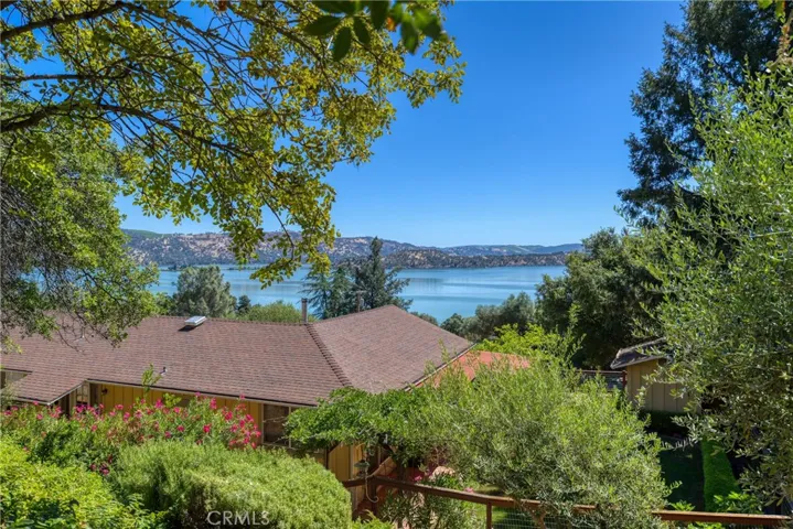 3295 S Lake Court, Kelseyville, California 95451