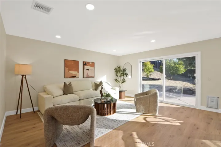 19974 Tracy Court, Canyon Country, California 91351