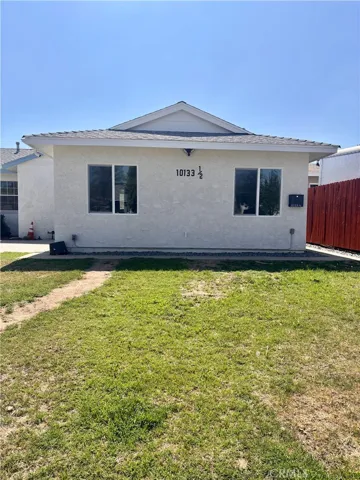 10133 Kester, San Fernando, California 91345
