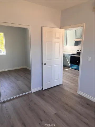 10133 Kester, San Fernando, California 91345