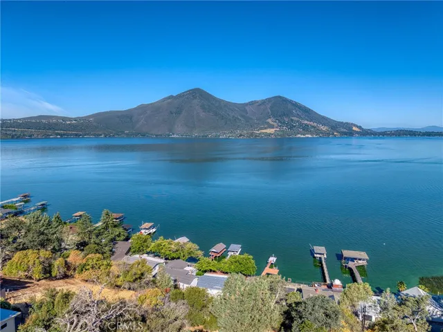 3611 Oak Drive, Clearlake, California 95422