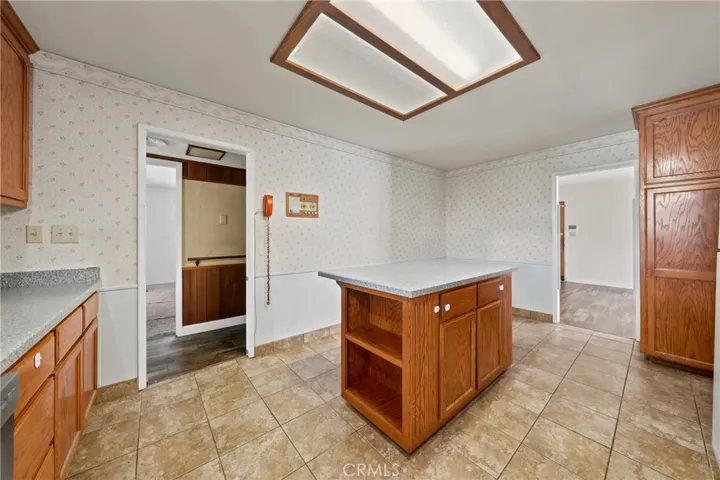 3611 Oak Drive, Clearlake, California 95422
