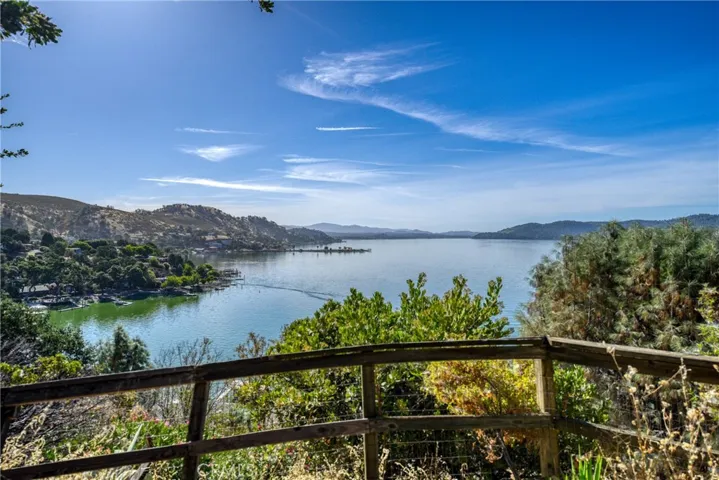 3611 Oak Drive, Clearlake, California 95422