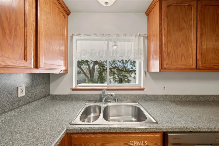 3611 Oak Drive, Clearlake, California 95422