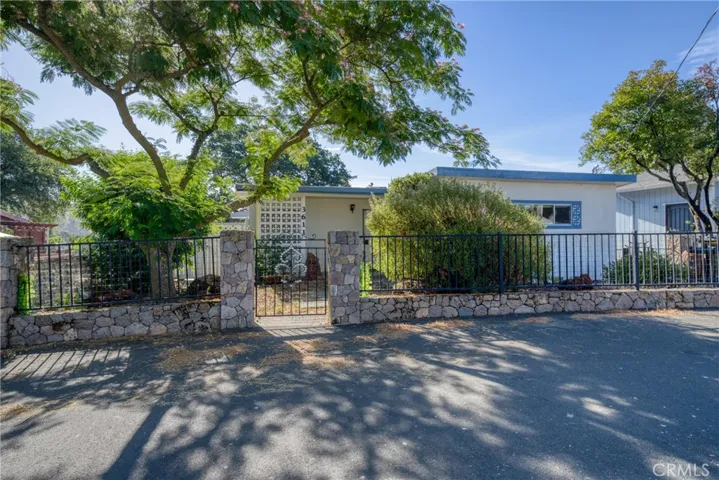 3611 Oak Drive, Clearlake, California 95422