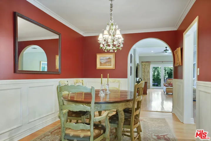 4648 Columbus Avenue, Sherman Oaks, California 91403