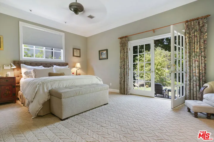 4648 Columbus Avenue, Sherman Oaks, California 91403