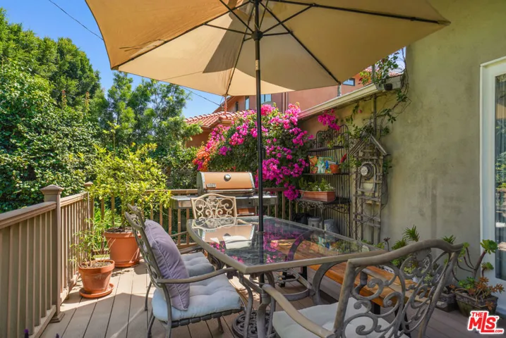 4648 Columbus Avenue, Sherman Oaks, California 91403