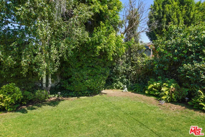 4648 Columbus Avenue, Sherman Oaks, California 91403