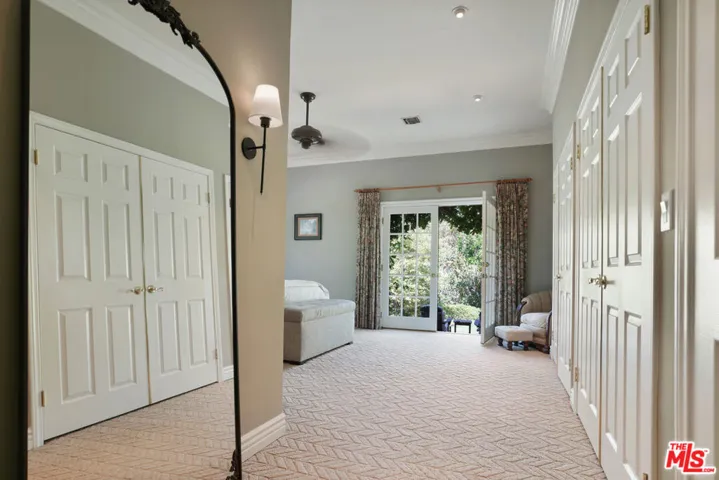 4648 Columbus Avenue, Sherman Oaks, California 91403