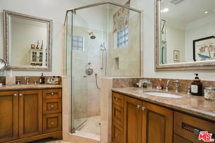 4648 Columbus Avenue, Sherman Oaks, California 91403