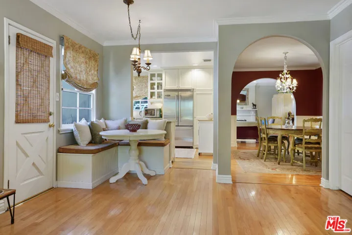 4648 Columbus Avenue, Sherman Oaks, California 91403