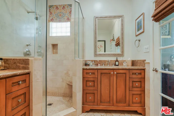 4648 Columbus Avenue, Sherman Oaks, California 91403
