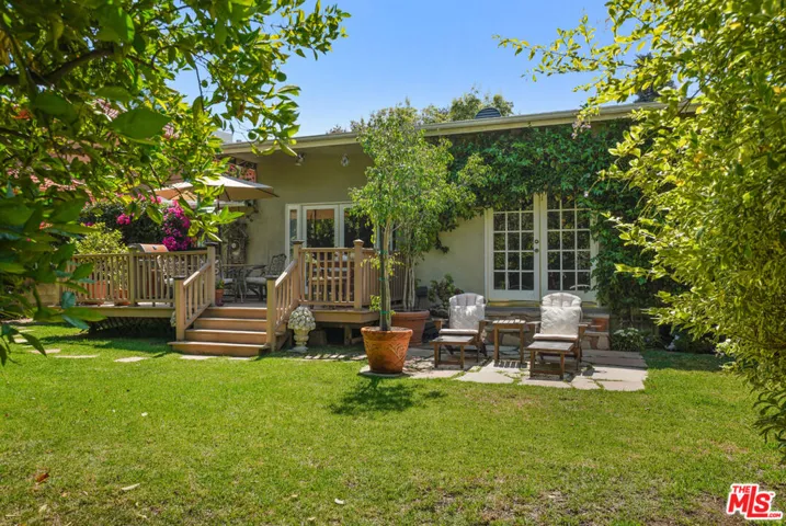4648 Columbus Avenue, Sherman Oaks, California 91403