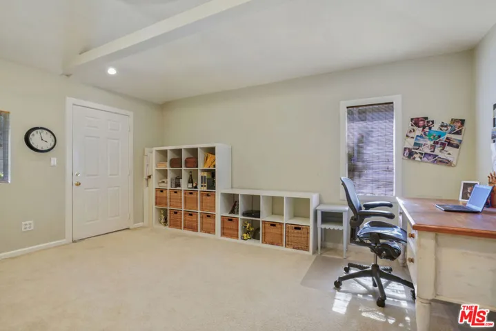 4648 Columbus Avenue, Sherman Oaks, California 91403